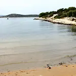 Secluded Fisherman's Cove Vitane, Pasman - 8483 * Tkon