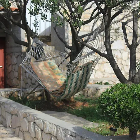 Secluded Fisherman's Cove Vitane, Pasman - 8483 Tatil Evi Tkon