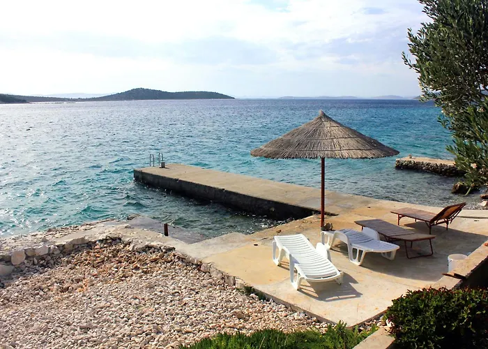 Secluded Fisherman's Cove Vitane, Pasman - 8483